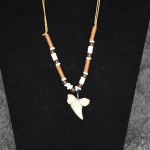 🔥 3/$15 NWT Cool Jewels Shark Tooth Necklace